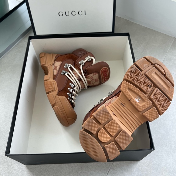 Rare Gucci boots 37 Europe woman - Picture 2 of 4